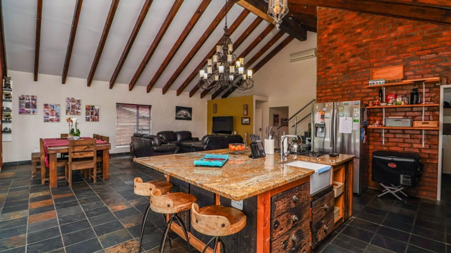 3 Bedroom Property for Sale in Reebok Western Cape